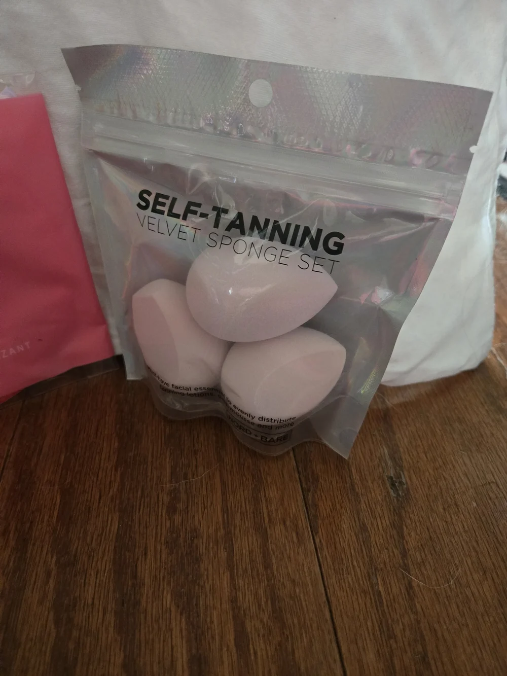 Kourtney Kellar Self-Tan Mousse, Mitt, And Application Sponges